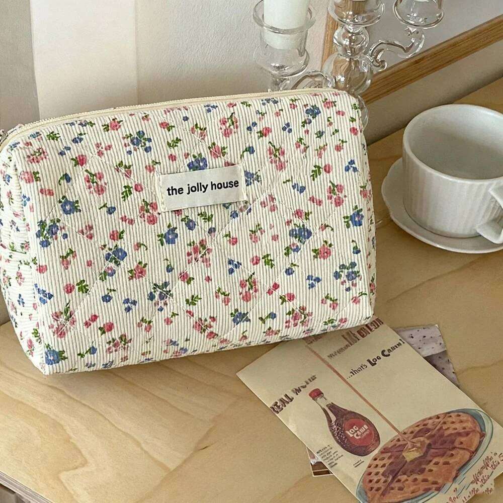 Organizers Cosmetics Women's Necessaire Gifts for Women Large Capacity Vanity Toiletry Bag Pouch Makeup Y260206