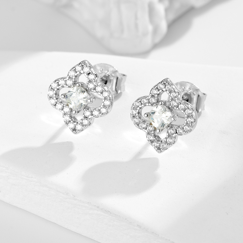 s925 sterling silver four-leaf clover diamond-studded for women, light luxury ins style versatile hollow zircon earrings