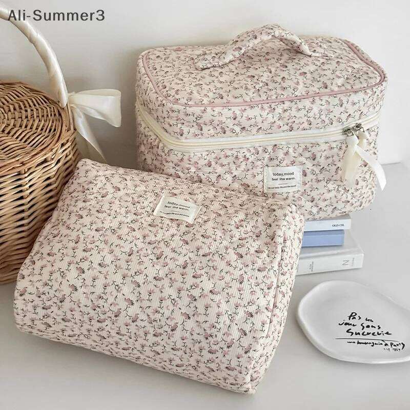 Fresh Sweet Corduroy Floral Cosmetic Portable Large-Capacity Storage Travel Makeup Bag Toiletry Organizer For Girls Y260206