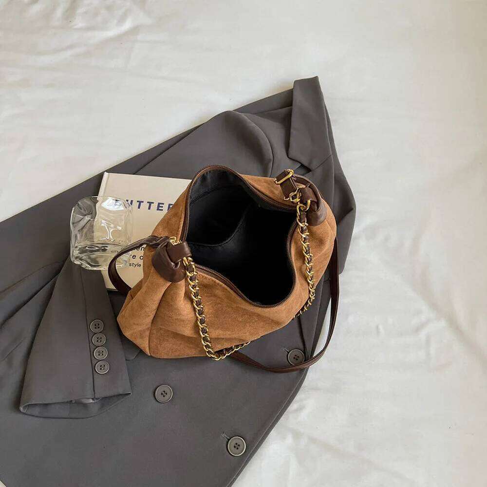 Women Suede Shoulder Adjustable Strap Crossbody with Inner Pocket Underarm Work Travel Bag Y260205