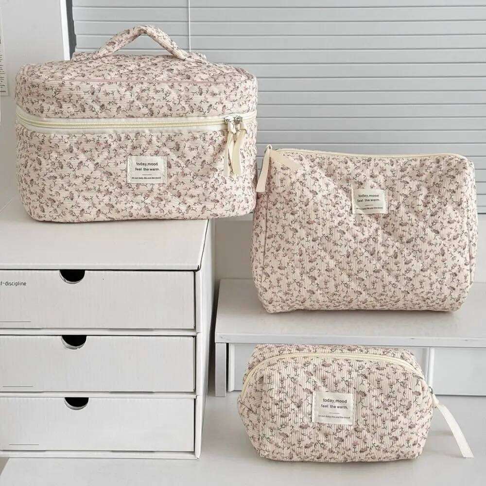 Cosmetic Organizer Corduroy Pink Floral Sweet Makeup Pouch Ins Style Skincare Clutch Toiletry Bag Washbag Y260206