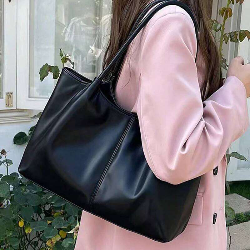 2025 Soft Leather Shoulder Large for Women; Portable Tote Bag; Black Pleated; Daily Commuting Bag Y260205