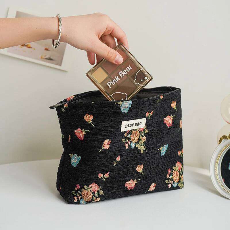 DJDF Women's Cosmetic Vintage Black Background Flower Skincare Product Storage Portable Travel Toiletry Bag Coin Purse Y260206