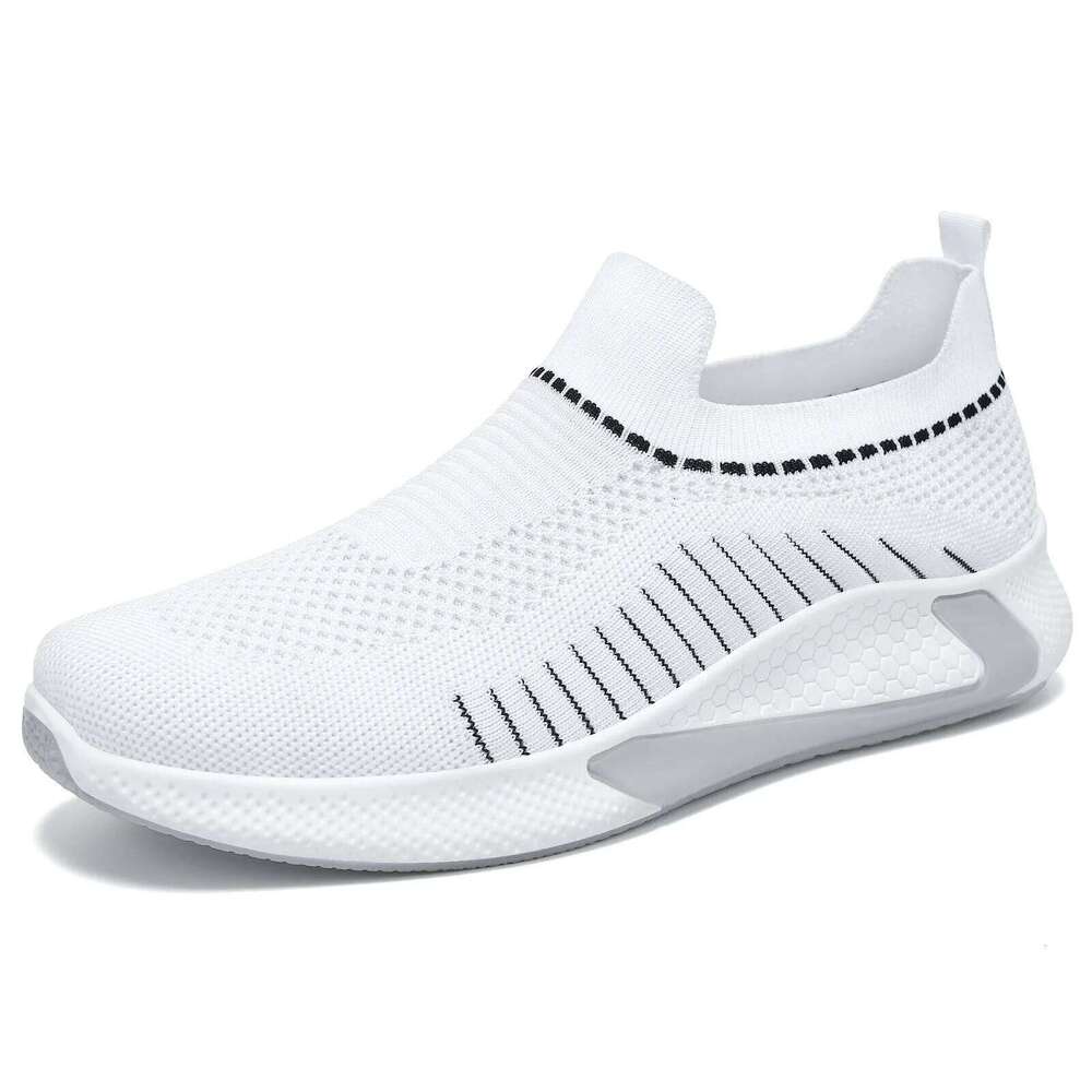 Spring men's tennis lightweight and comfortable casual sports fashionable flat discounted shoes free shipping