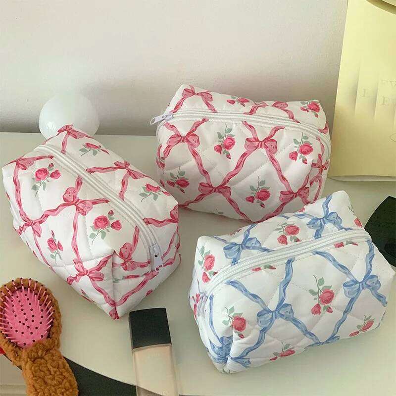 Quilted Storage Organizer Floral Puffy Flower Printed Pouch Large Travel Cosmetic Bag Makeup Accessory Y260206