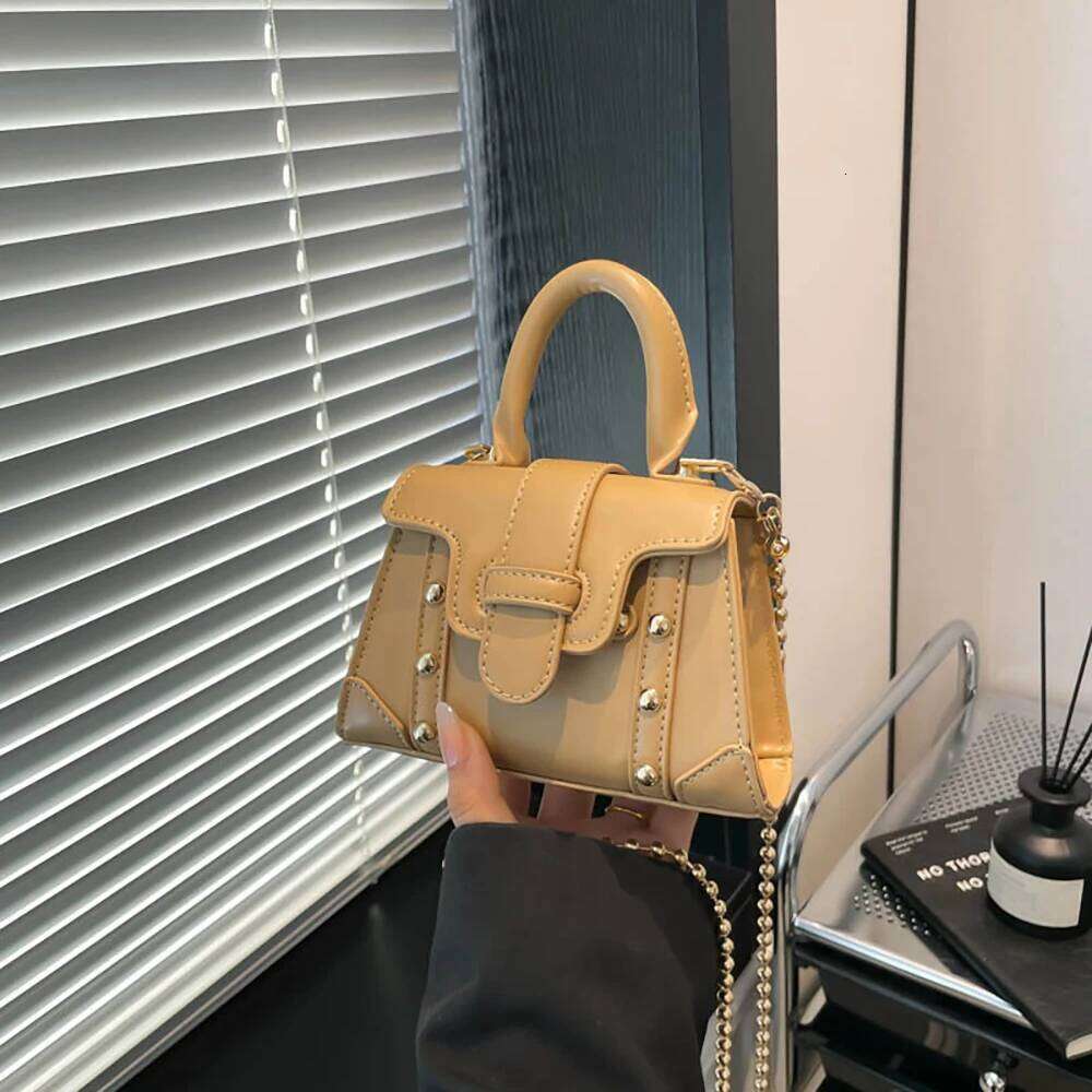 Fashion Mini Square Handbag Women Pu Leather Rivet Design Flap Shoulder Bags Small Chains Crossbody Lipstick Case Y260205