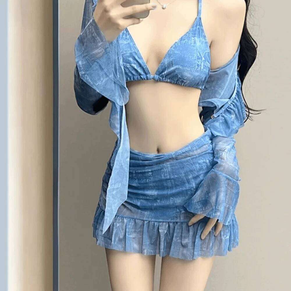 Sexy Design Split Slimming Fit Two-Piece Bikini Halter Neck Long Sleeve Swimwear Vacation Z260206