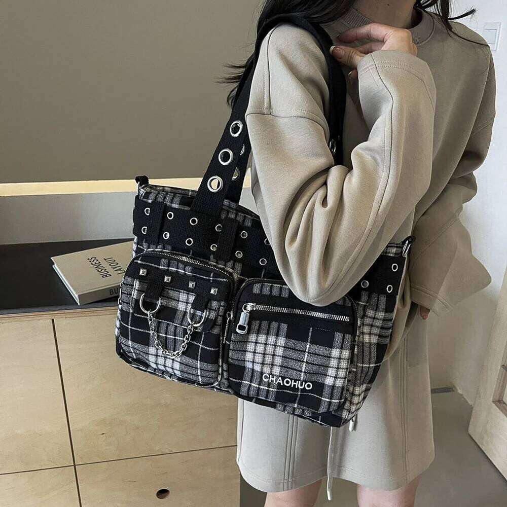 Crossbody Women Adjustable Strap Underarm Bag Nylon with Rivet Satchel Purse for Travel Shopping Y260205