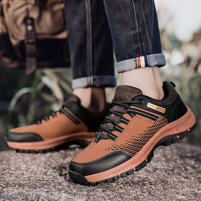 New High Men Hiking Shoes Outdoor Waterproof Mountain Climbing Sneaker Mens Top Quality Fashion Casual Non-slip Sneakers