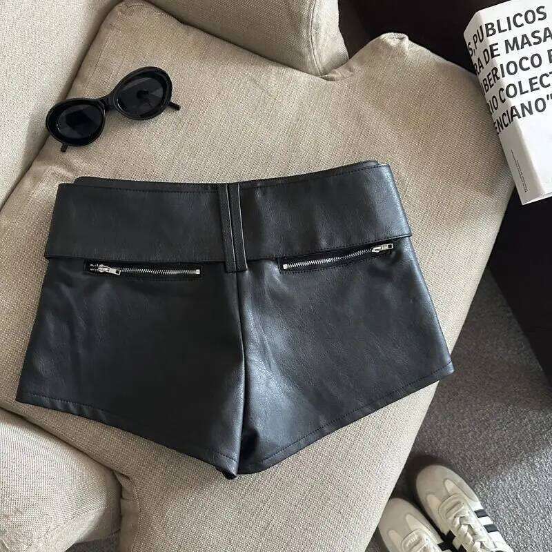 Autumn New 2025 Fashion Design Wide Belt PU Leather Women's Casual Booty Shorts XJ260206