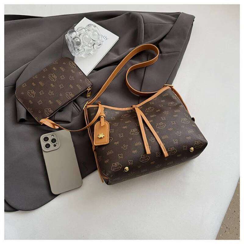 Ladies Tote Bag Made Of Premium Leather Featuring High-End Paris Elegant Vintage Commuter Look Y260205