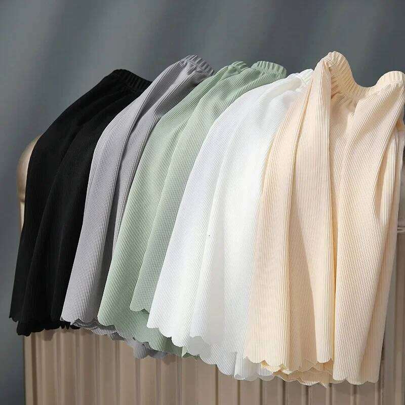 Home Casual Summer Thin Women's Anti-slip Safety Pants Ice Silk Leggings Wearing Loose Shorts Women XJ260206