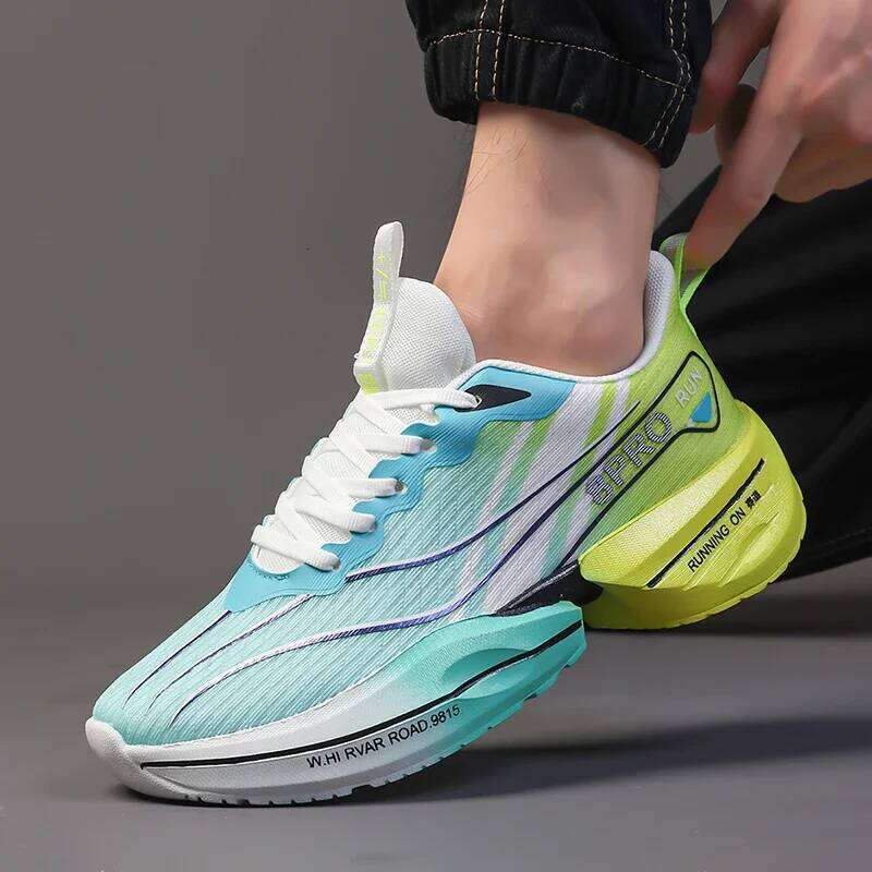 New Men's Sneakers 2025 Summer Professional Breathable Sports Training Shoe Outdoor Soft Sole Anti-Slip Couple Running Shoes Men