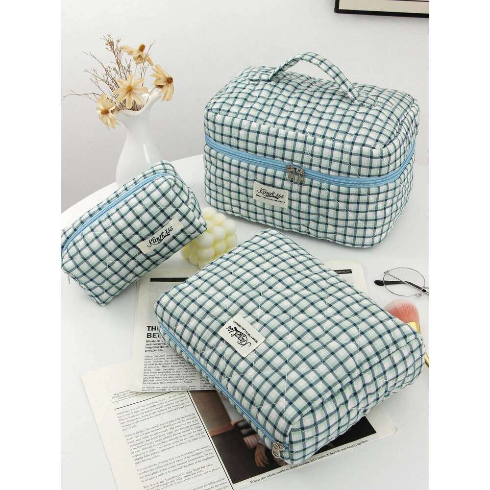 1 pc/set blue and white plaid fashionable portable bathroom essential bag, makeup storage bag Y260206