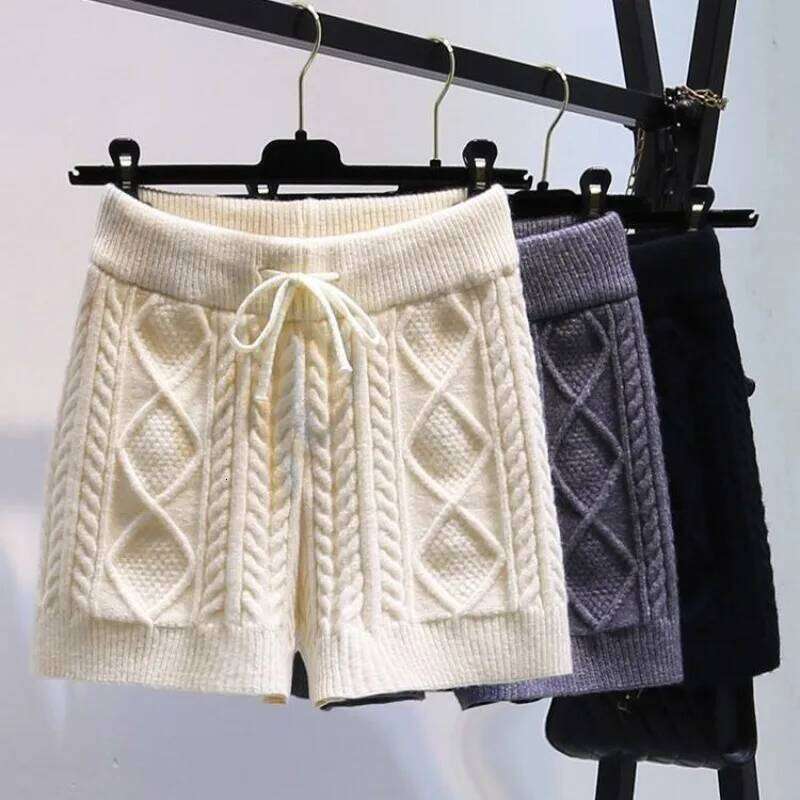 Autumn Elastic Woman Wrap Hip Knit Hot Sweet High Waist Twist Thick Outwear Casual Straight Striped Home Shorts XJ260206