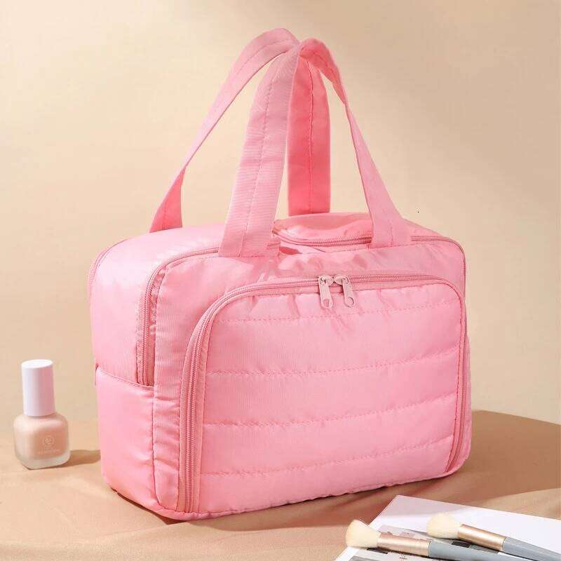 New fluffy makeup travel toiletry large-capacity multi-functional zoned bag, cosmetics storage bag Y260206