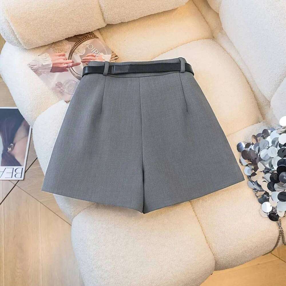 Gray Spring Autumn Casual Wide Leg Shorts Belt High Waist Suit Fabric Office OL Short Pants With Boots H260206