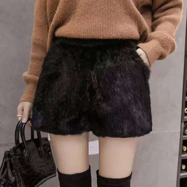 Elastic High Waist Plush 2025 Autumn Winter Artificial Fur Thick Women Femme Casual Ladies Shorts Black Boots Pant XJ260206