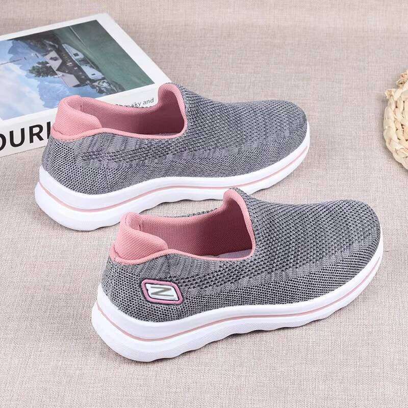 Summer 2025 Shallow Mouth Lazy Person Ladies Breathable Women'S Sneakers Cheap Shoes Clearance Free Shipping