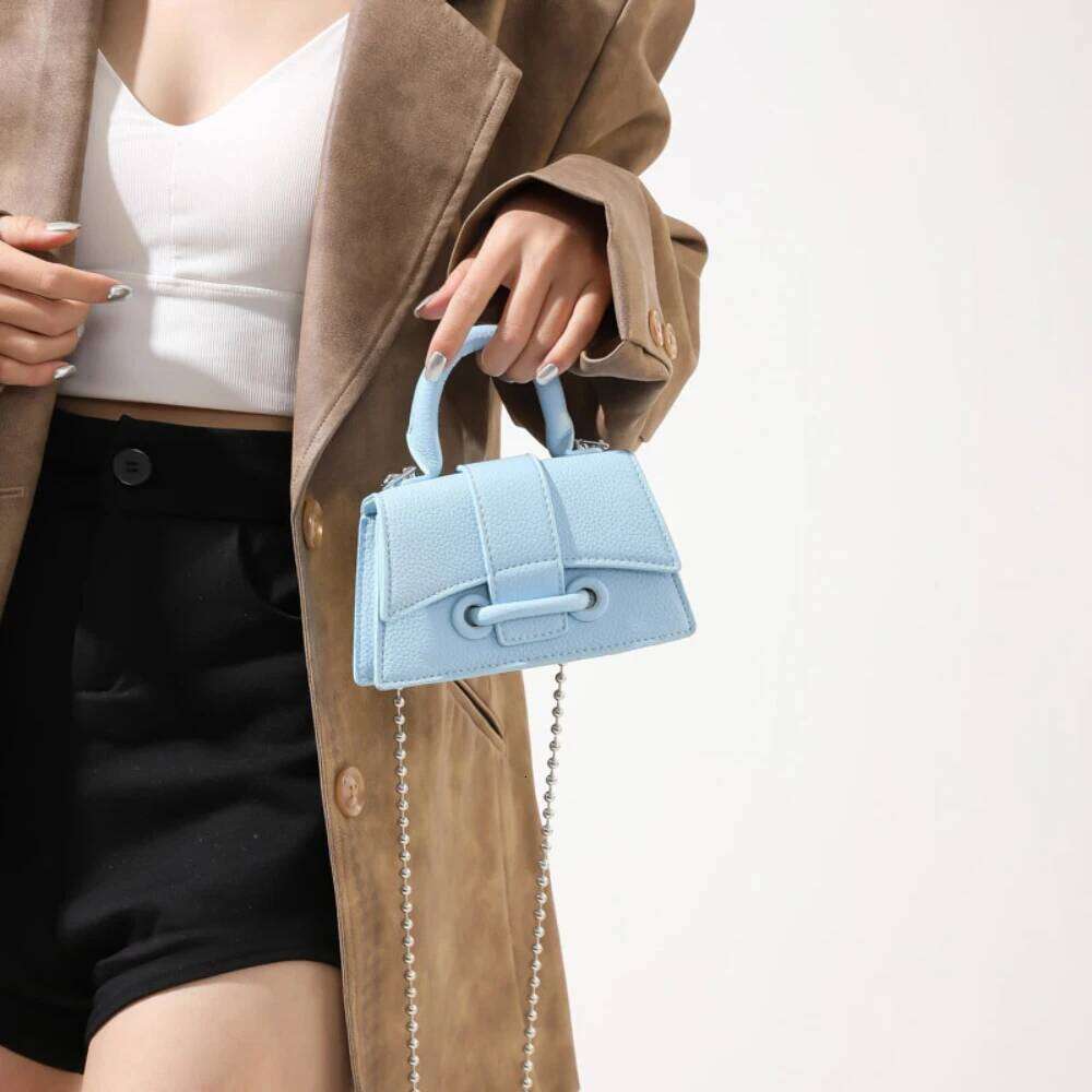 Women Mini Handbag Korean Style Chic Solid Texture Chain Crossbody Bag Ladies Summer High-Grade New Lipstick Commuter Bags Y260205