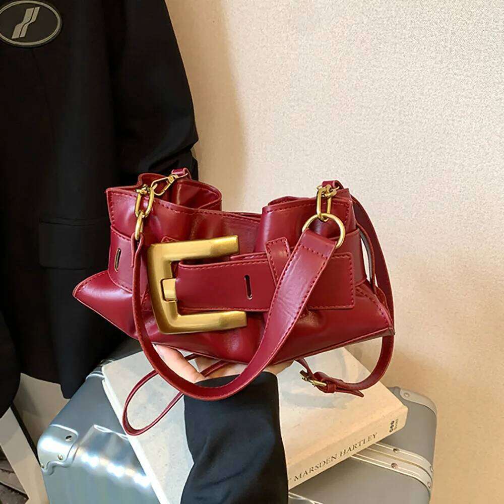 Trendy Buckle Chain One Shoulder Bag Women's Fashion Temperament Commute All-Match Crossbody Bags Daily Versatile Armpit Packs Y260205