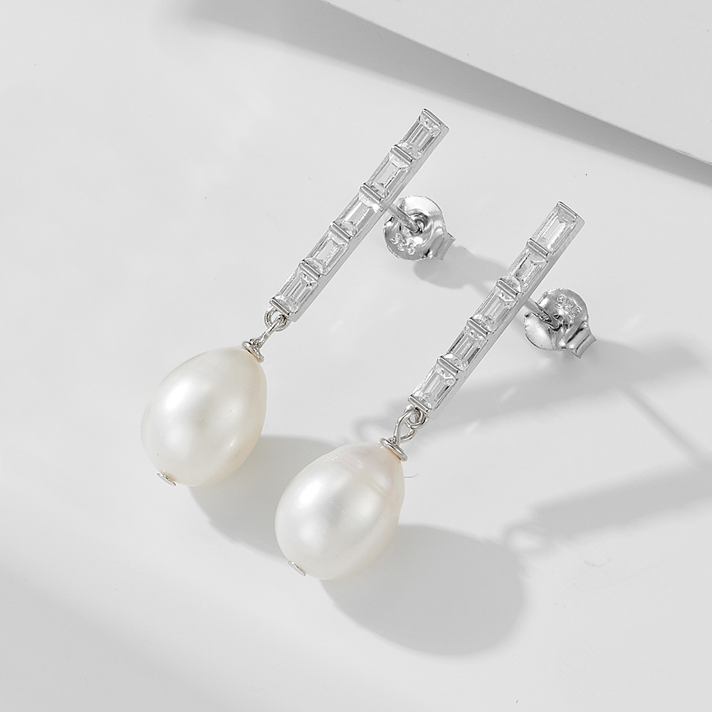Exquisite 925 silver jewelry, high-quality freshwater pearl stud zircon earrings, fashionable OL commuter style earrings wholesale