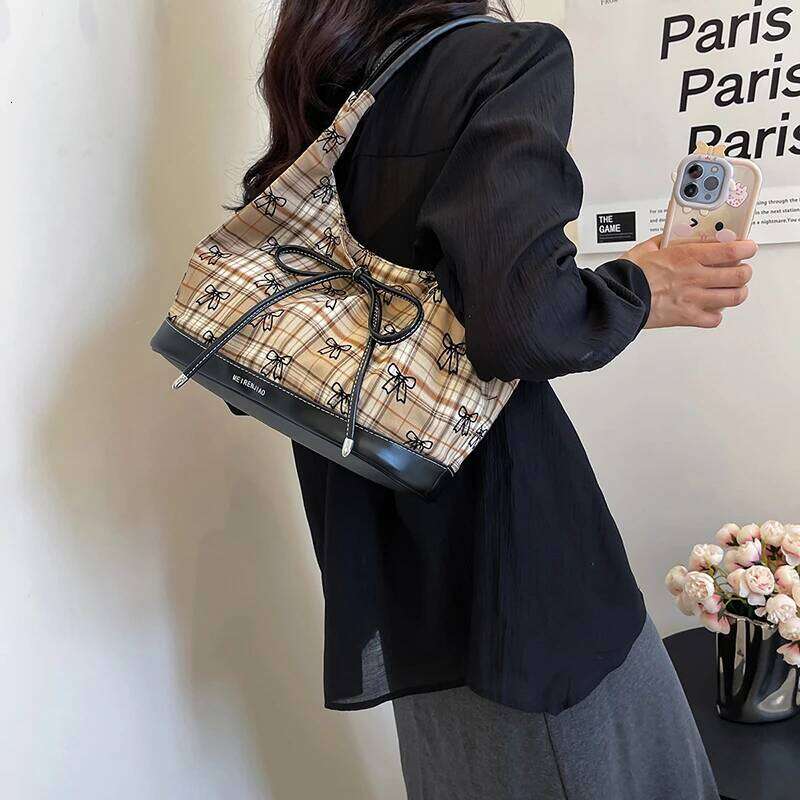 Women Leather Luxury Classic Designer Fashion Shoulder Crossbody Tote Bag Elegant Handbag For Everyday Modern Living Y260205