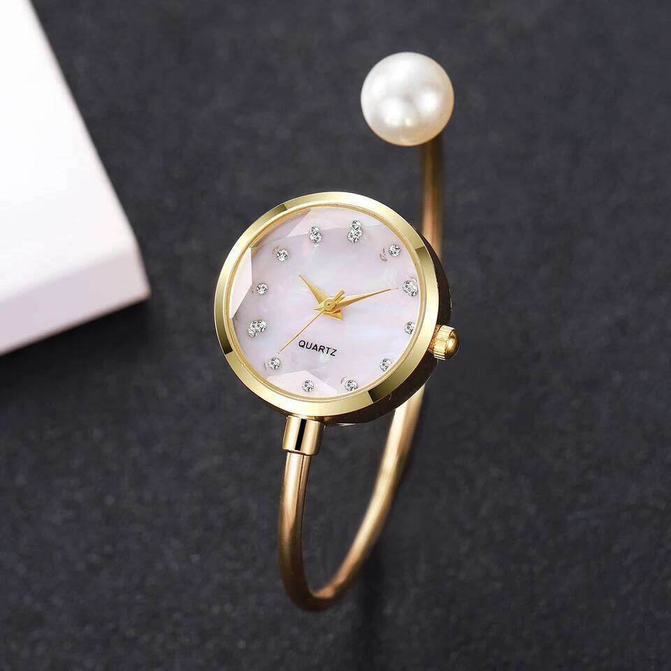 Elegant Pearl Bracelet Strap Women Quartz Wristwatch Fashion Diamond Dial Watch For Ladies Clock Reloj Mujer Z260206