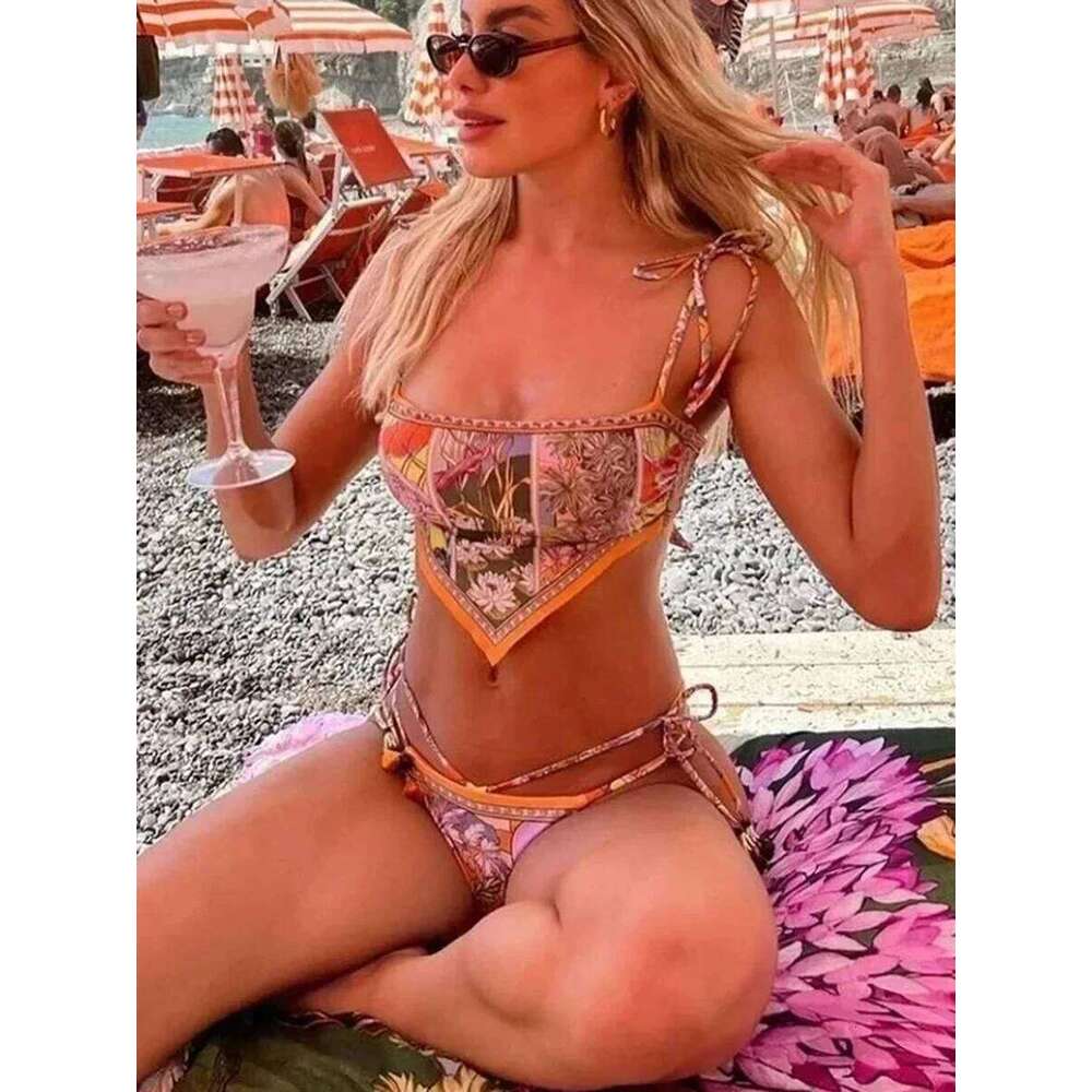 Printed Crop Top 2025 Women Bikinis Brazilian Swimwear Female Swimsuit Two-pieces Bikini Set High Cut Bathing Suit Swim XJ260206