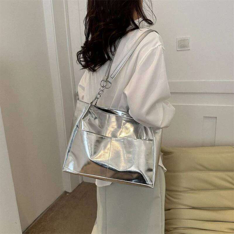 Large Capacity Trendy And Versatile One Shoulder Handbag Commuting Tote Bag Y260205