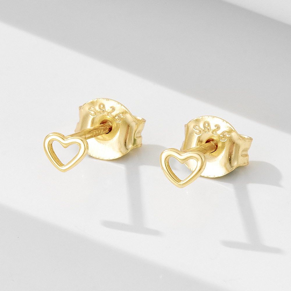 S925 pure silver heart-shaped earrings, simple mini hollow studs, small cartilage earrings
