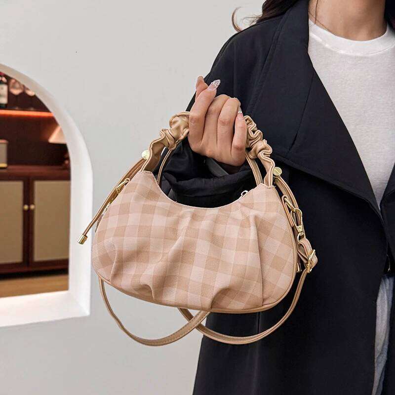 Elegant Women's Leather Classic Stylish Shoulder Bag Luxury Designer Crossbody Tote Handbag For Daily Modern Looks Y260205