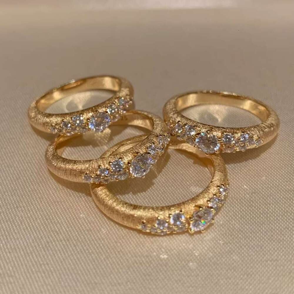 Scattered Stars River" Brushed Diamond Vintage Luxury High-end Heavy Craft Full Sky Star Ring