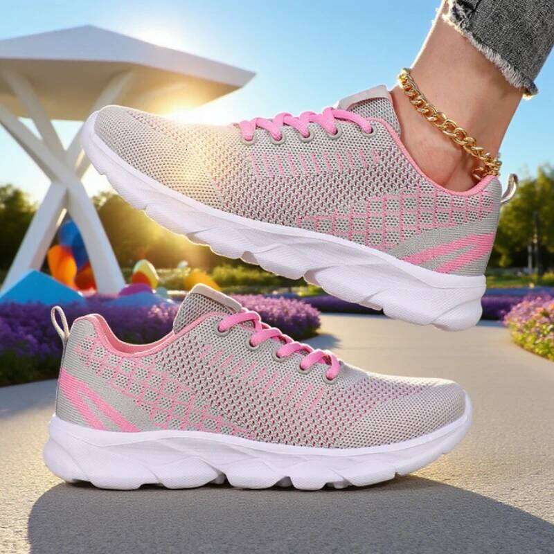 Trendy 2025 Women's Athletic Running Breathable Mesh Lightweight Sports Sneakers Casual Fashion Walking Shoes Hot Pick