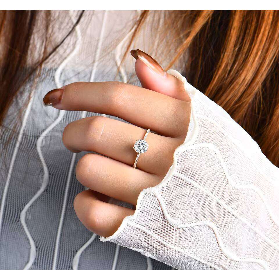 Silver Round Shape 1Ct Moissanite Wedding Band Vvs1 D 925 Engagement & Eternity For Women Diamond Ring