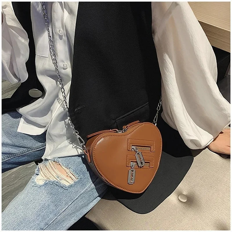 Gothic Heart Blade Zipper Chain Crossbody Bags for Women Casual Shoulder Purses Handbags Techwear Summer Wallet Goth 260129