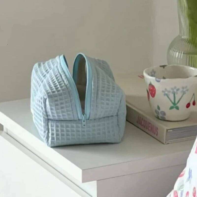 Cute Square Cosmetic Pink Plaid Storage Make Up Bags for Women Lady with Zipper Travel Organizer Makeup Bag Y260206