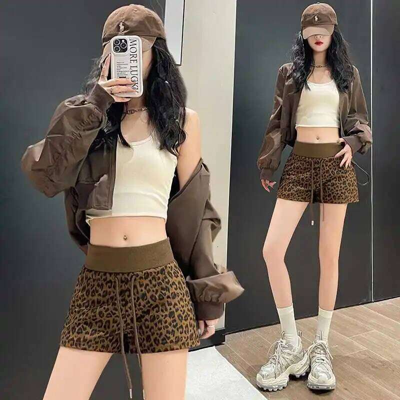High Waist Leopard Print Casual Shorts Women's Outerwear Autumn 2025 New Style Slimming Wide Leg Boot Pants XJ260206