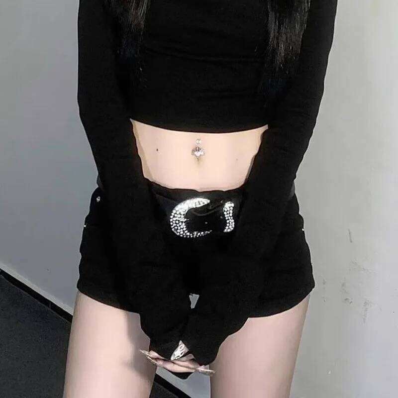 Black Denim for Women New European Style Trendy Summer Mini Shorts Female Sexy Sheath Night Club Slim Ultrashort Jeans XJ260206