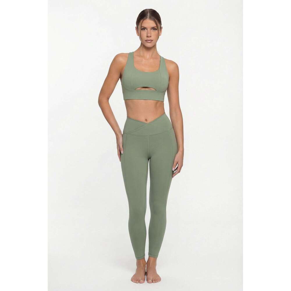 New Yoga Wear Shockproof Sports Bra Summer Barely There Lift Hip Slimming Breathable Nine-point Pants Fitness Two-piece Set Women