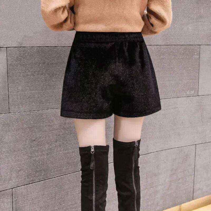 Solid Shorts Women Autumn Winter Soft All-match Side Slit Thicker Elastic Pocket High Waist Plush Warm Simple Office Lady XJ260206