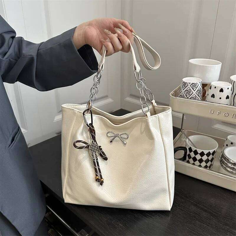 Pu Shoulder Bags for Women Small Bow Tote with Pendant Summer Designer Fashion Handbags and Purses Trend Crossbody Bag Y260205