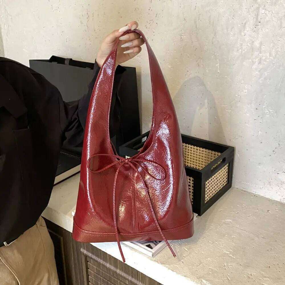 New Deisgn Oil Wax Leather Tote Large Capacity Solid Color Bow Bucket Sweet Korean Style Commuting Shoulder Bag Ladies Y260205