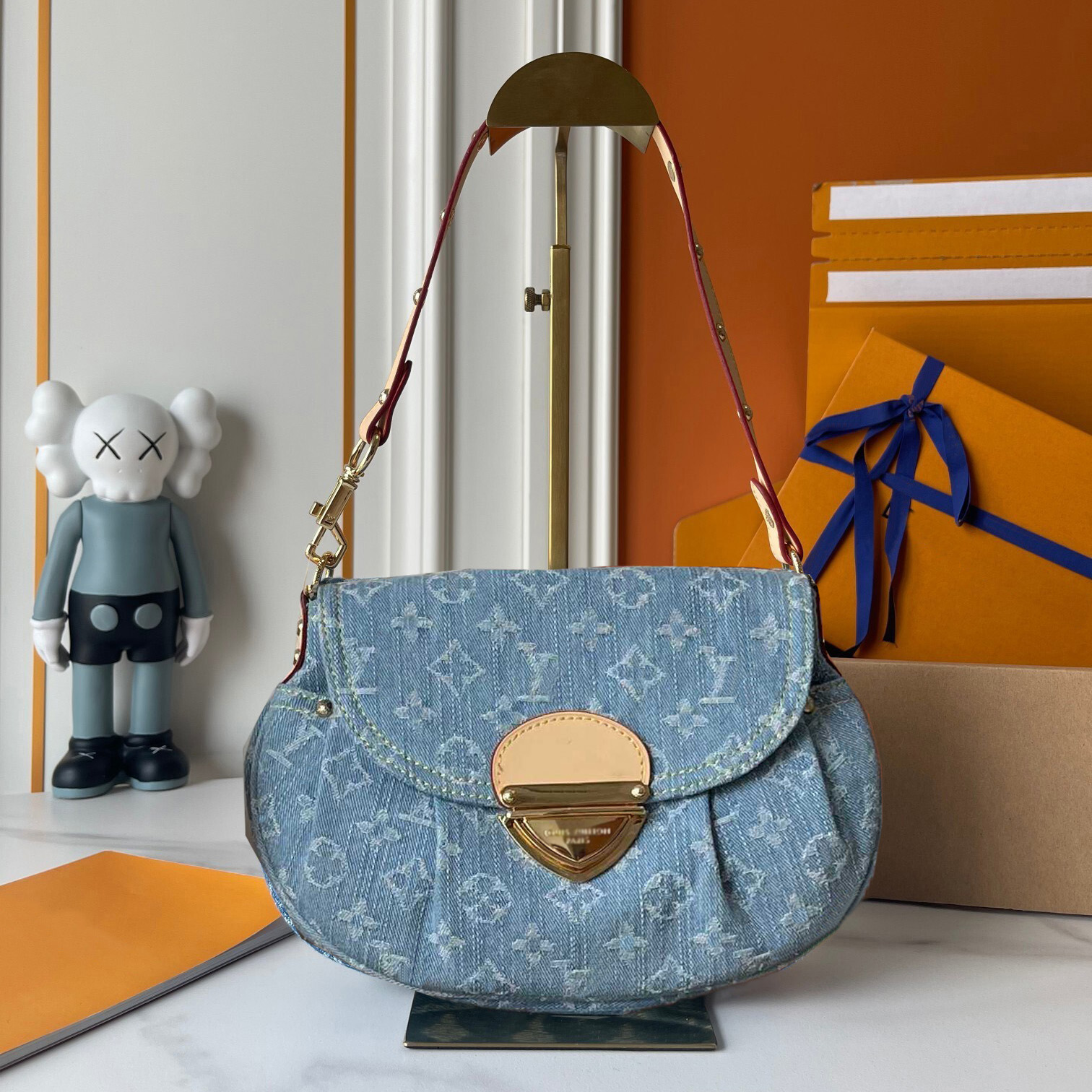 Designer Bag Fashion Handbag Leather Bags Shoulder Bag Carrying Totes Womens Large Capacity Plain Bag Four Distressed Artwork Shopping Bag Tote Bag00