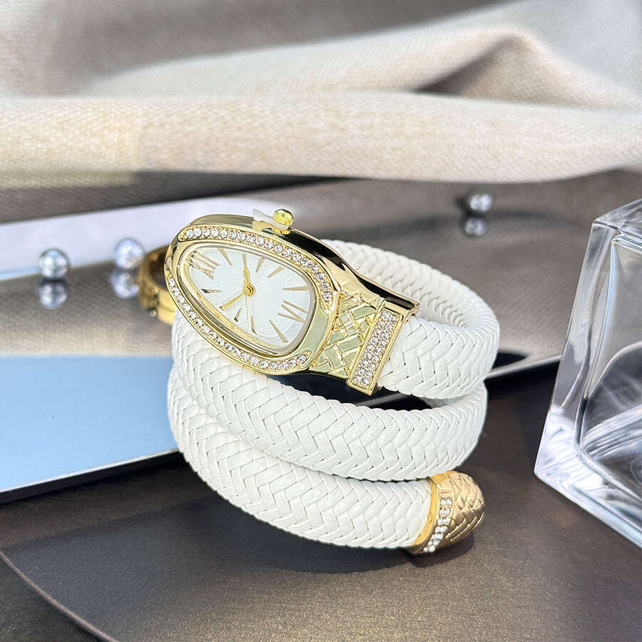 Foreign Trade Snake-Shaped Women's Creative Versatile Quartz Personalized Bracelet Watch