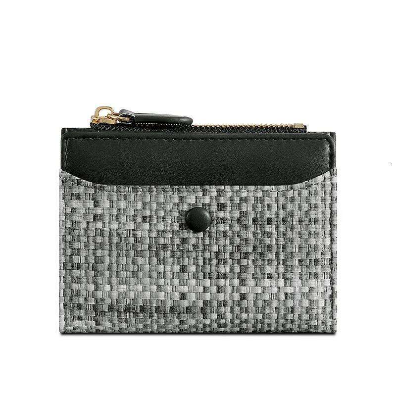 New Simple Short Women's Wallets Clips Zipper Female Coin Purses Credit Card Photo Holder Cute Wallet for Girls Y260206