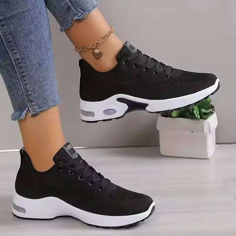 Women's Mesh Running Summer Fashionable Breathable Lace Up Quick Drying Thick Soled Casual Sports Shoes