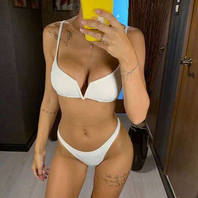 New Solid Striped Sexy Bikini Women's V-shaped Vacation Swimsuit Z260206