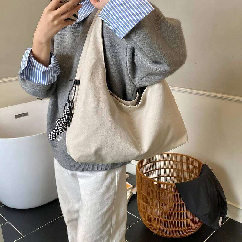 High Quality Big Tote Bags For Women Canvas Fabric Solid Color Large Capacity Underarm Shopper Shoulder Hobo Bag With Pendant Y260205
