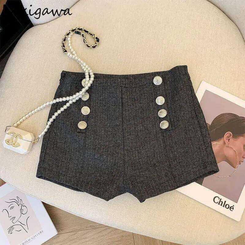 Vintage Woolen Shorts for Women High Waist Double-breasted Pants 2025 New Bottoms Temperament Thicked Pantalones Cortos De Mujer XJ260206